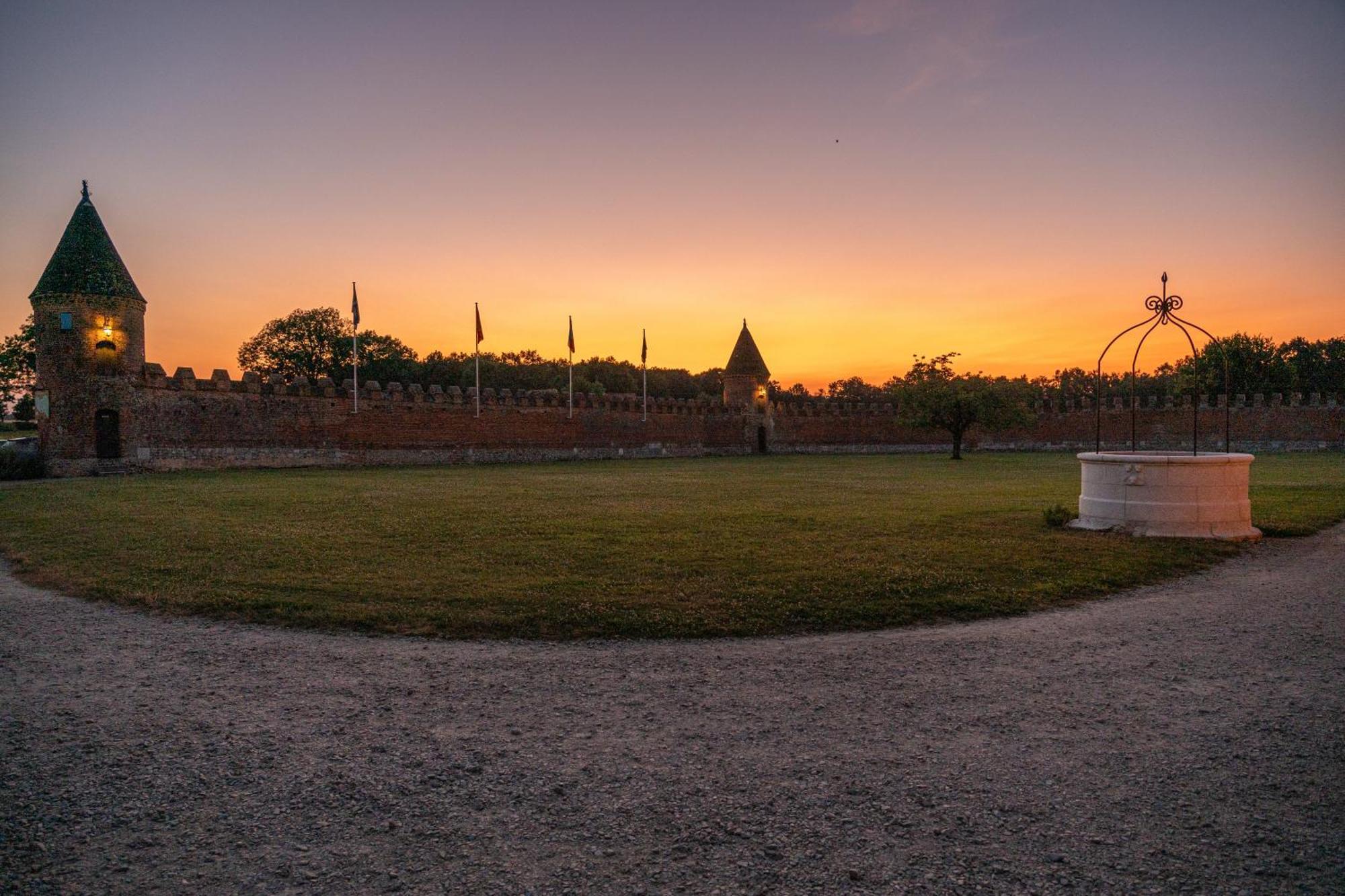 Chateau De Tilly Boissey-le-Chatel ภายนอก รูปภาพ